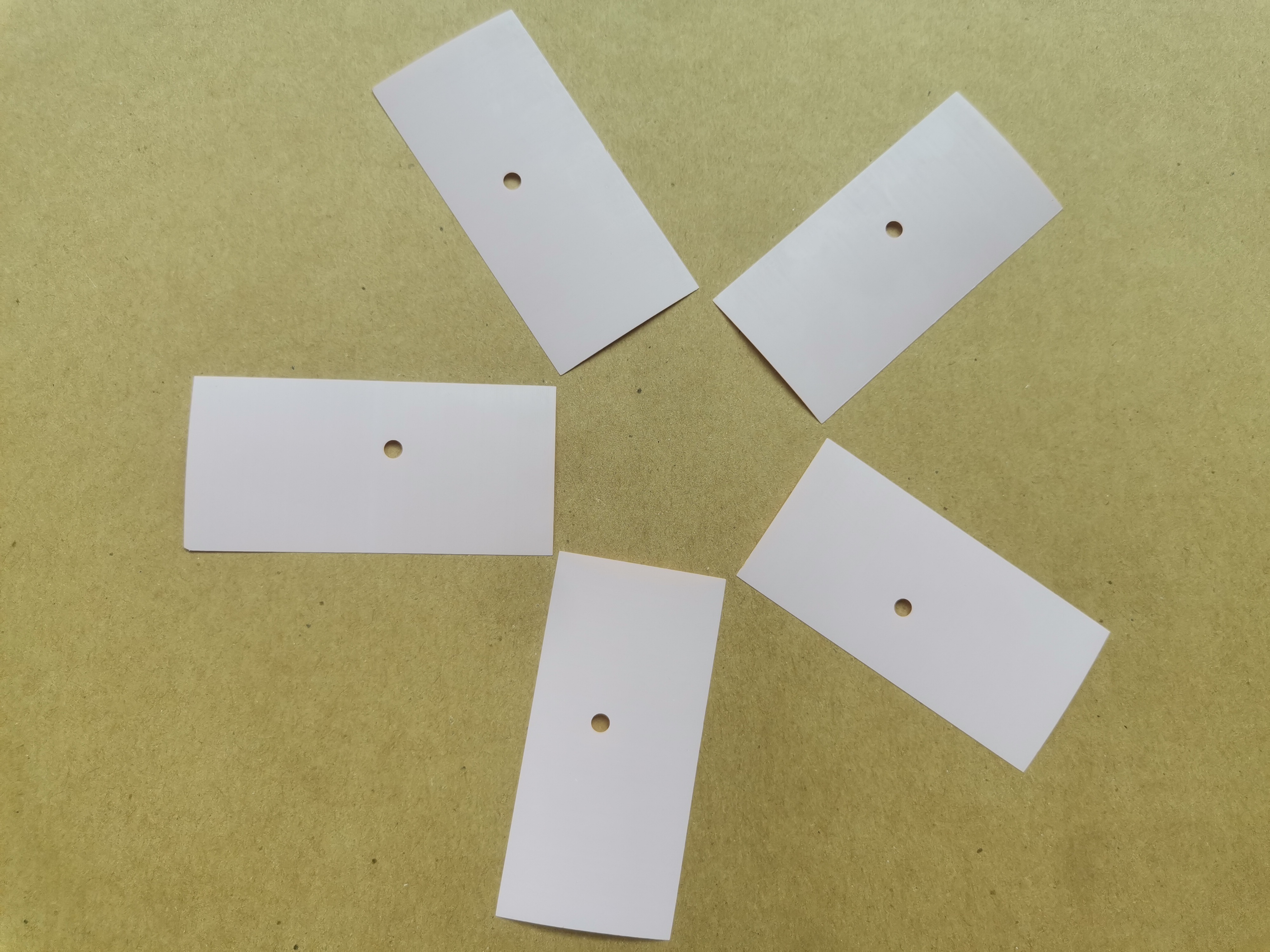 Laird Tgard K52，美国贝格斯华思瑞科技有限公司